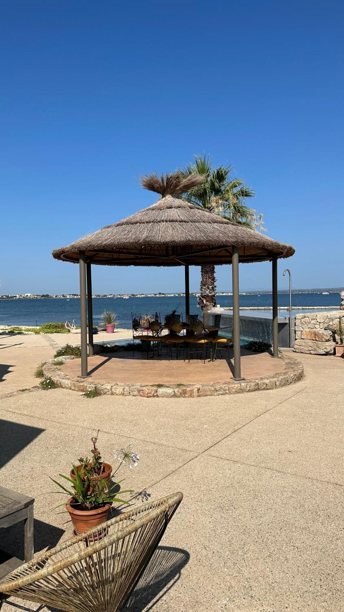 Les Pieds Dans L'Eau Bed & Breakfast Sete Ngoại thất bức ảnh
